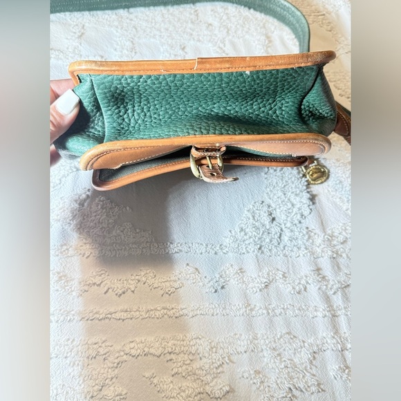 Dooney & Bourke Green and Tan Crossbody Bag - Picture 5 of 15